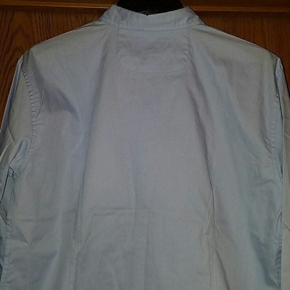 Sierra Pacific blue button down blouse - Picture 6 of 8